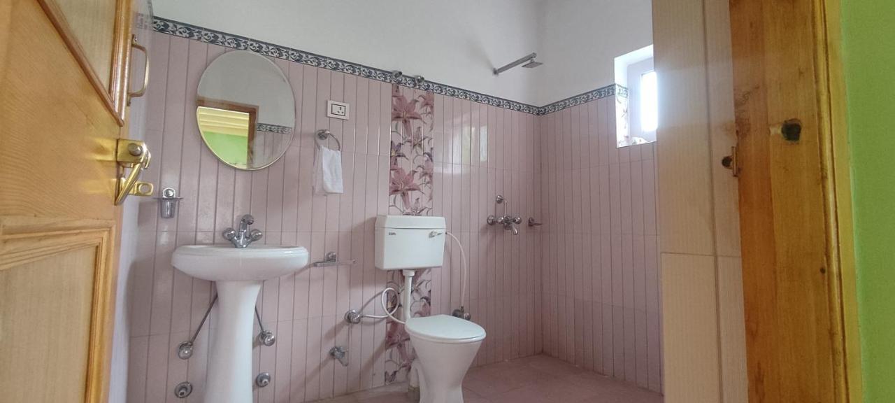 Streamlet Homestay Leh Zewnętrze zdjęcie